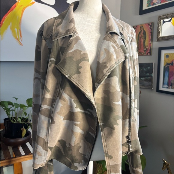 Anthropologie Green Cameo Vegan Suede Moto Jacket - Picture 5 of 9